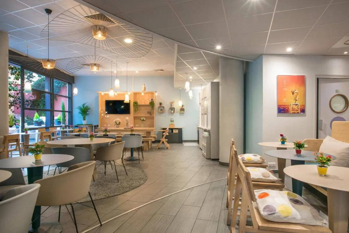 Image 4 of Novotel Suites Cannes Centre