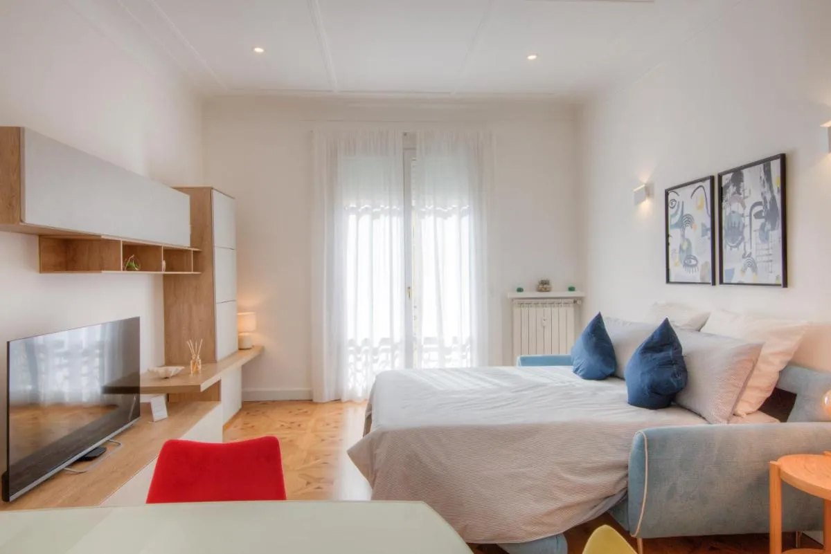 Image 4 of Palais Miramar