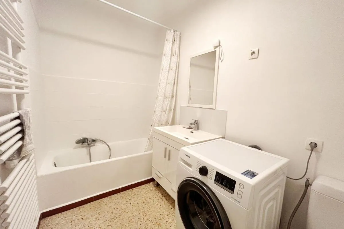 Image 6 of Pleasant studio sea view