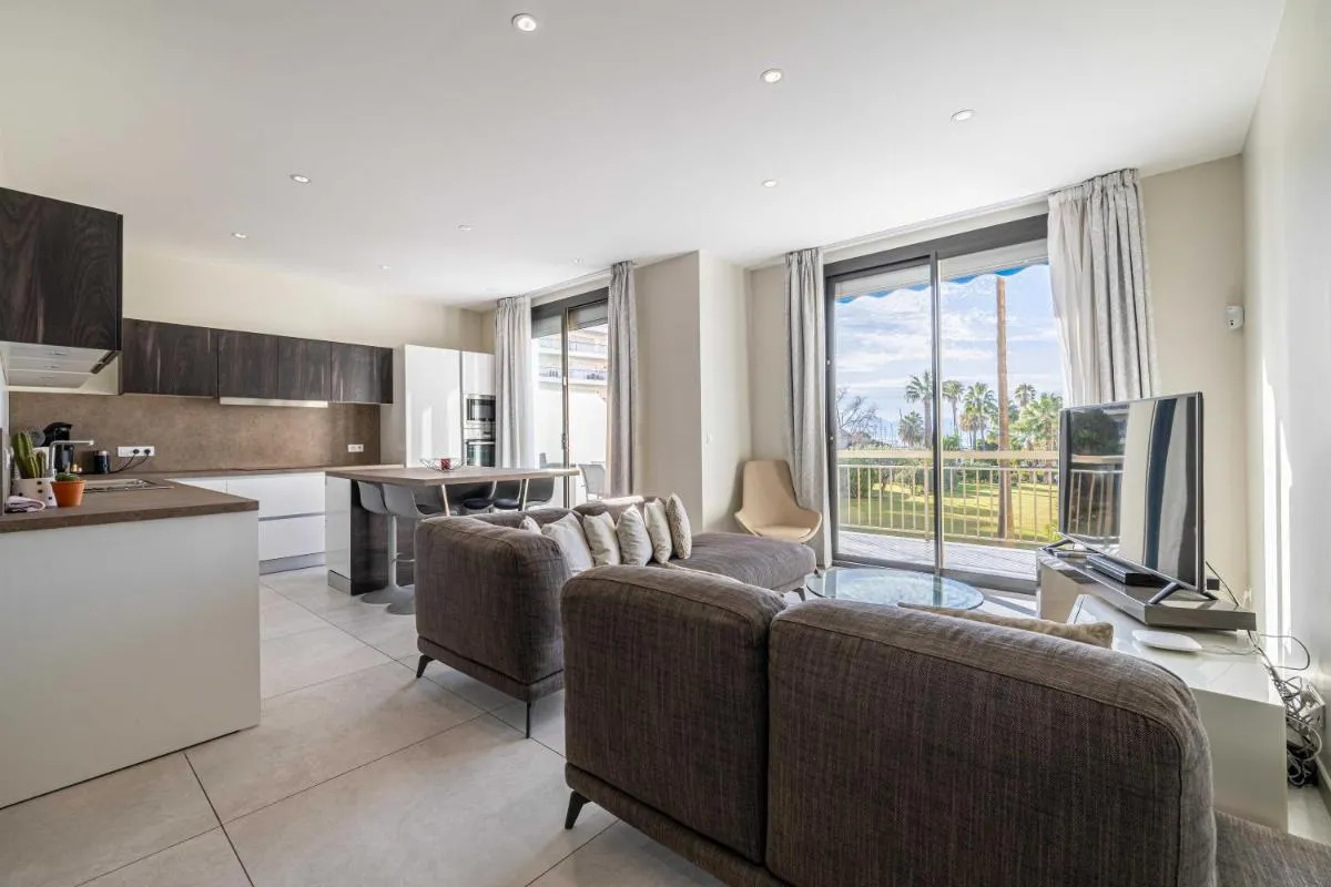 Image 3 of Splendid apartment Sea view Parking – Croisette