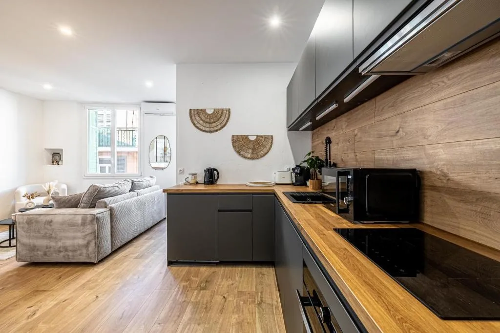 Image 4 of Splendide appartement rénové proche Palais