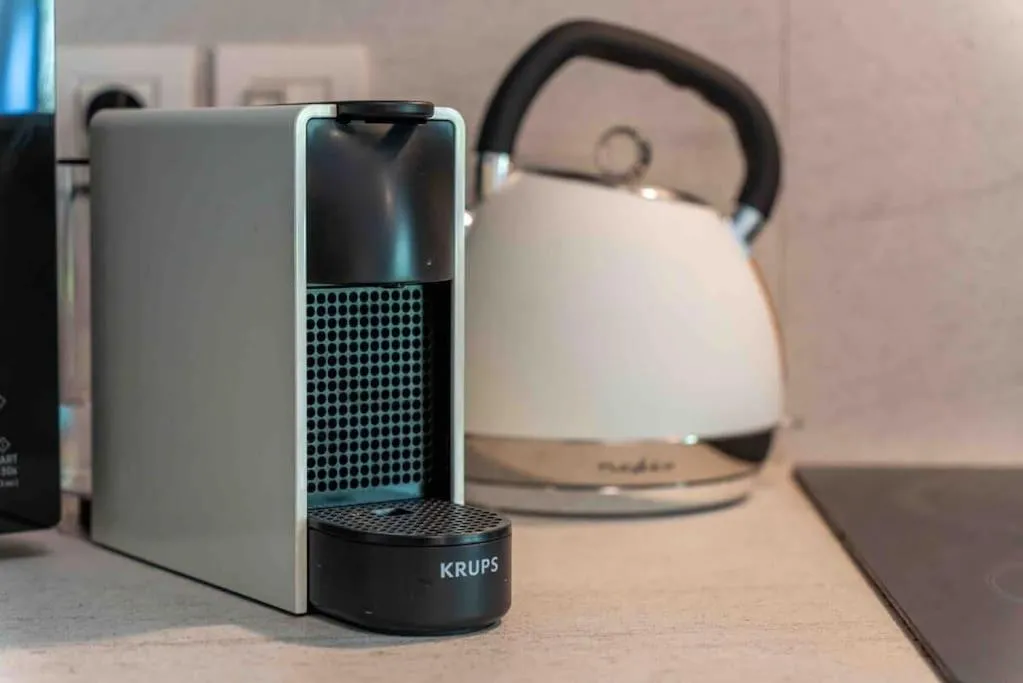 Image 5 of Stylish 1BDR Apt w/Huge Balcony/Shared Roof Pool