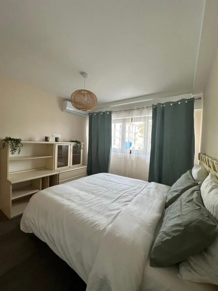 Image 6 of Sucre de Cannes