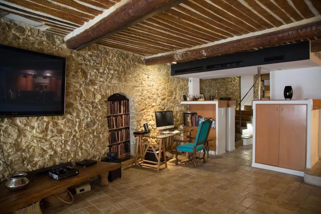 Image 4 of Triplex 150m2 coeur vieille ville