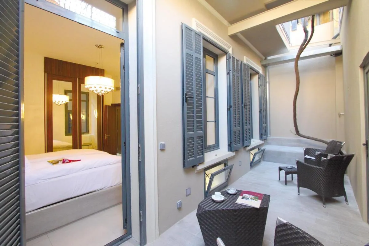 Image 1 of ViLLA ANNETTE