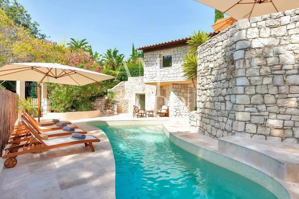 Image 3 of Villa à 18 minutes à pieds de la Croisette et ses plages