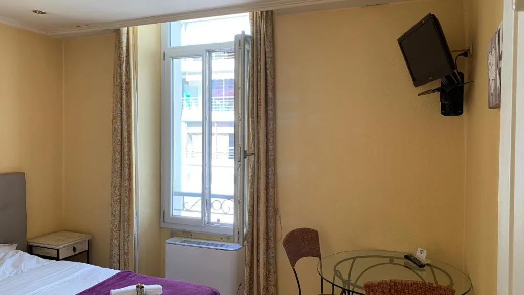 Image 5 of Village Croisette