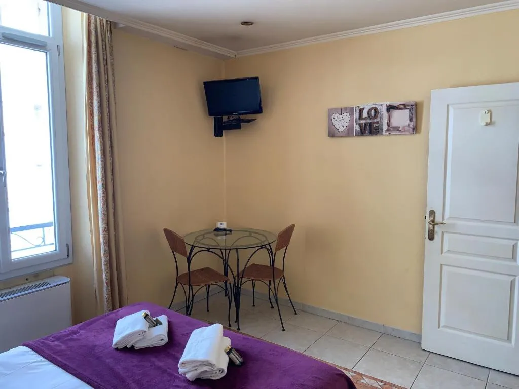 Image 4 of Village Croisette