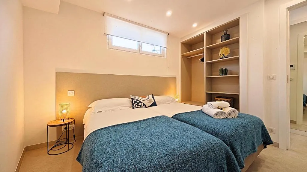 Image 3 of Viva Riviera Brand New Top Floor close Croisette