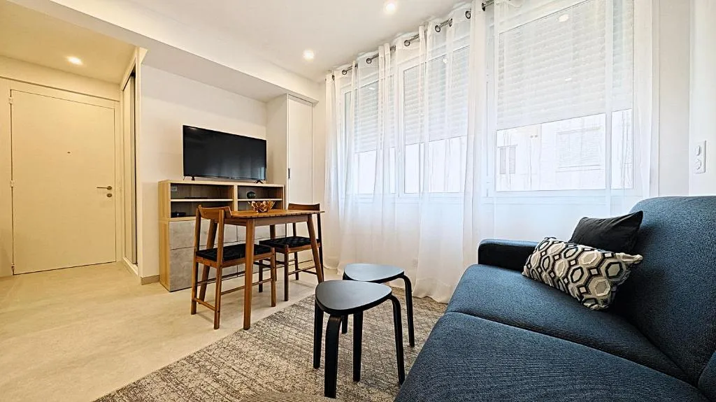 Image 1 of Viva Riviera Brand New Top Floor close Croisette