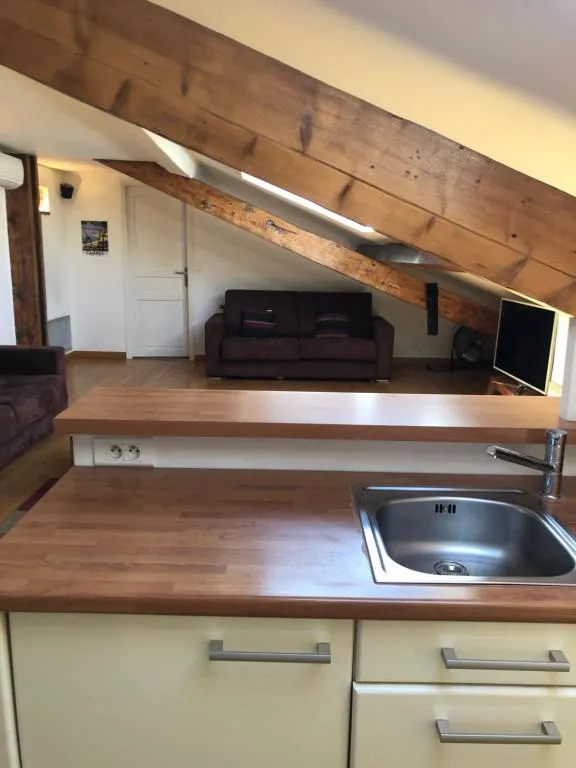 Image 4 of appartement centre croisette emplacement exceptionnel