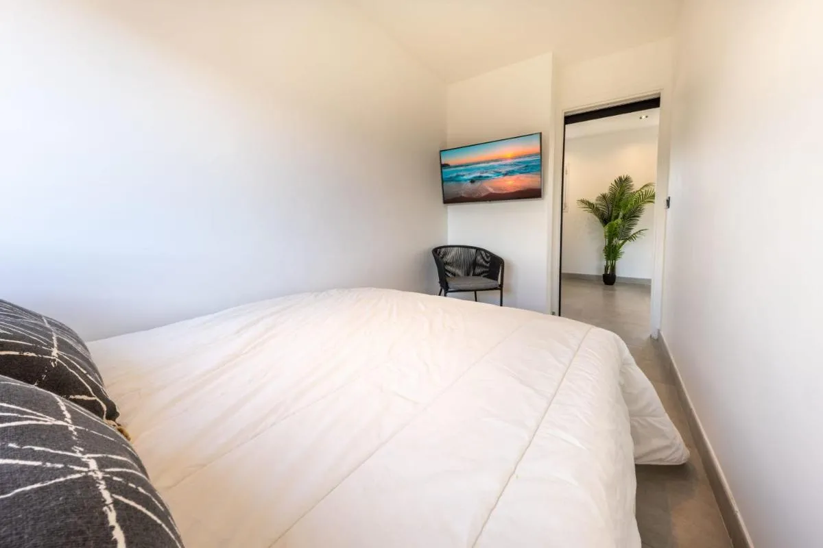 Image 5 of 06AZ – Apartment with terrace – 10min from Palais