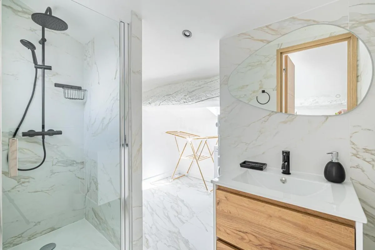 Image 2 of 15 RIOUFFE – Splendide appartement 6 couchages à 50m à pieds du Palais