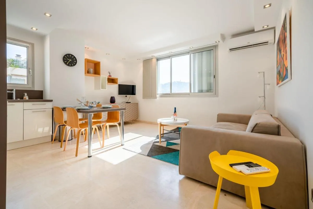 Image 1 of 2-Bedroom apartment in Grand Hotel