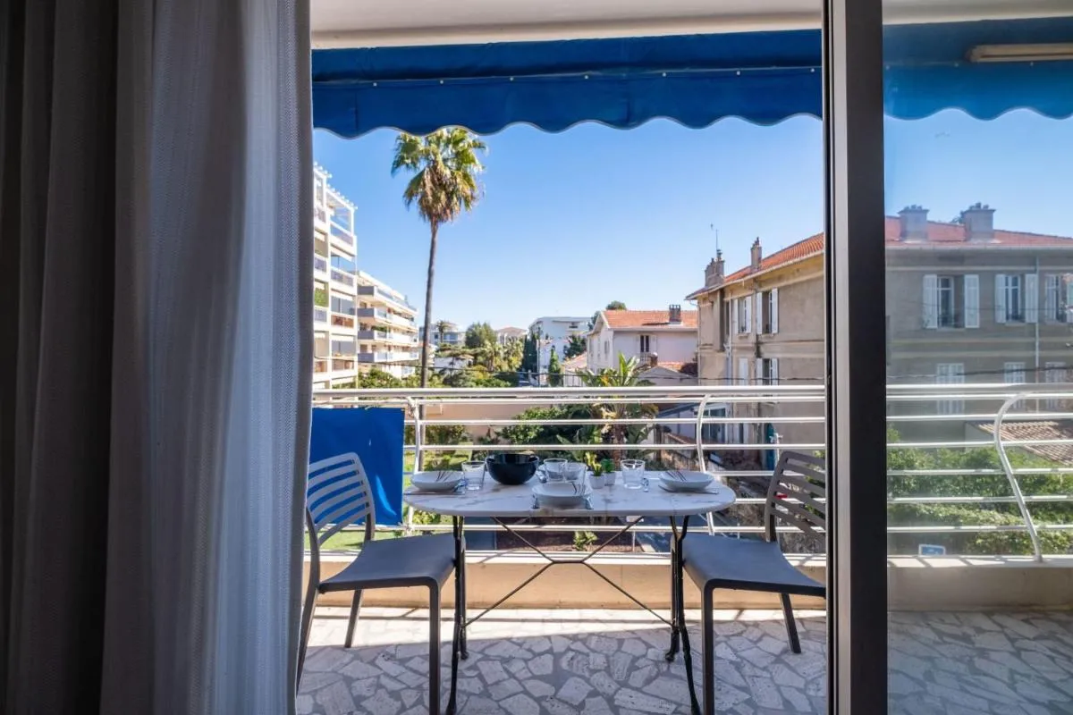 Image 5 of 2Br Apartment 100m from Beaches Terrace & Parking