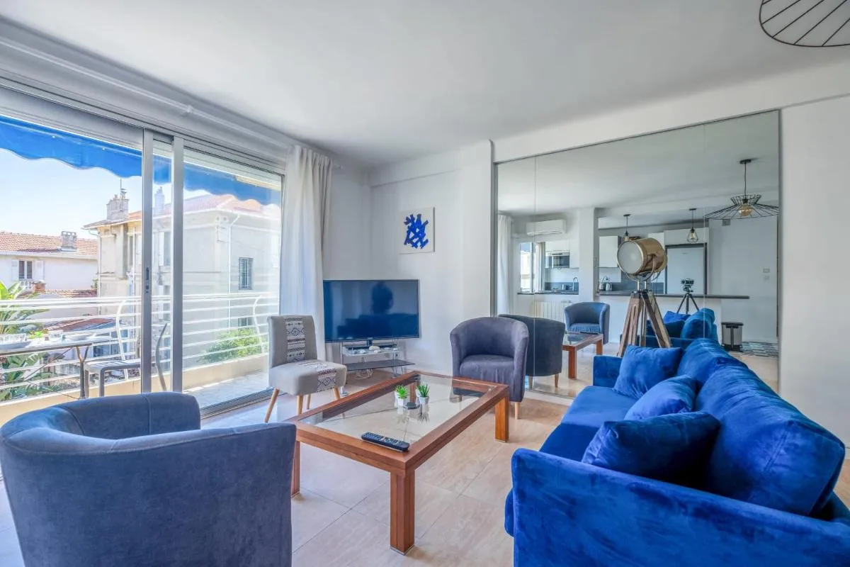 Image 4 of 2Br Apartment 100m from Beaches Terrace & Parking