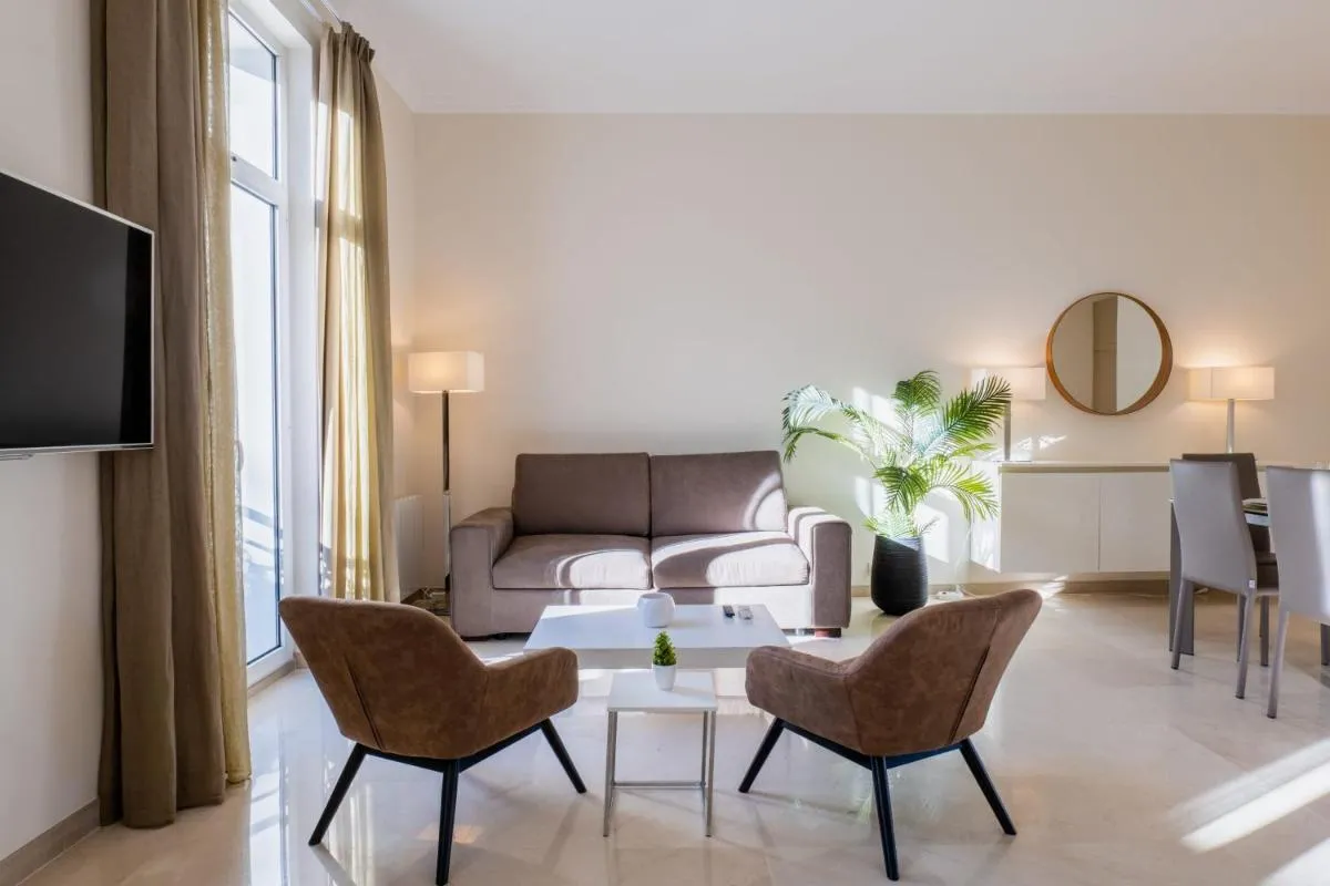 Image 1 of 2-Br steps from the Palais des Festivals