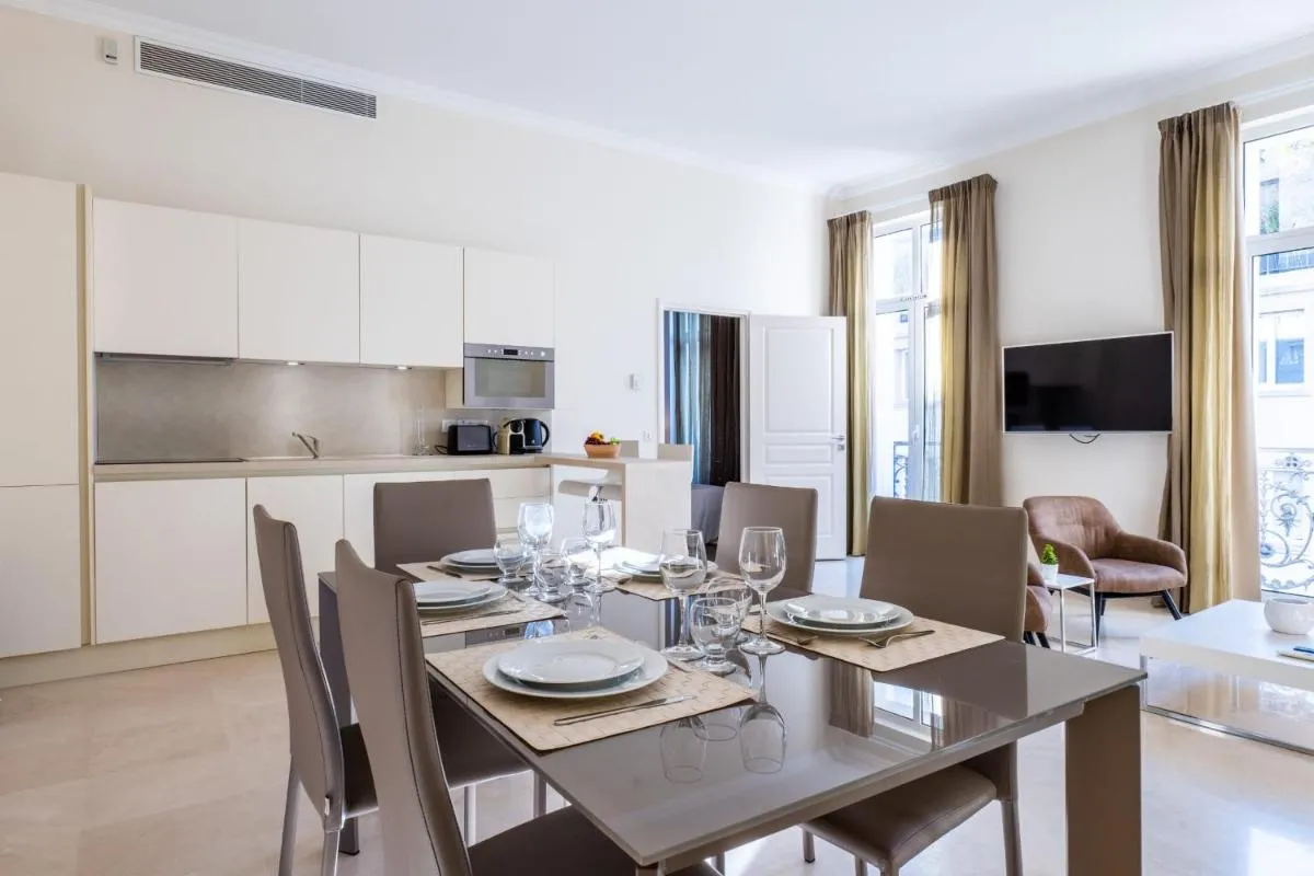 Image 5 of 2-Br steps from the Palais des Festivals