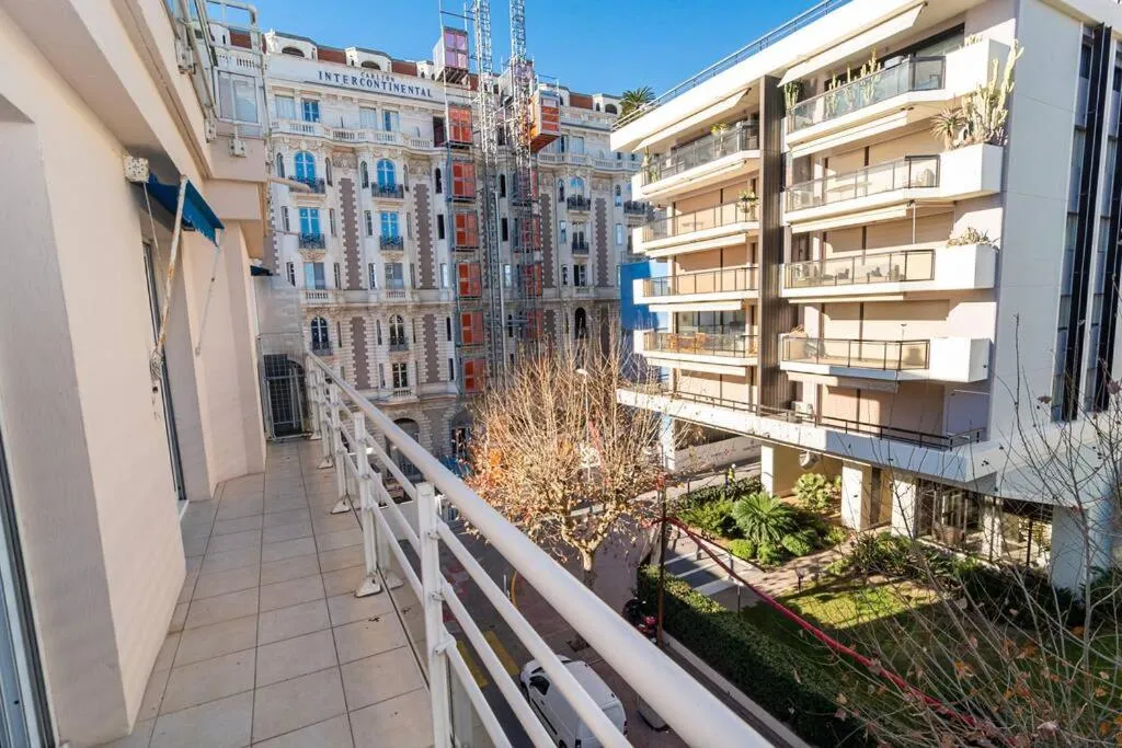 Image 5 of 2 BR Croisette balcony & sea view Olam Properties