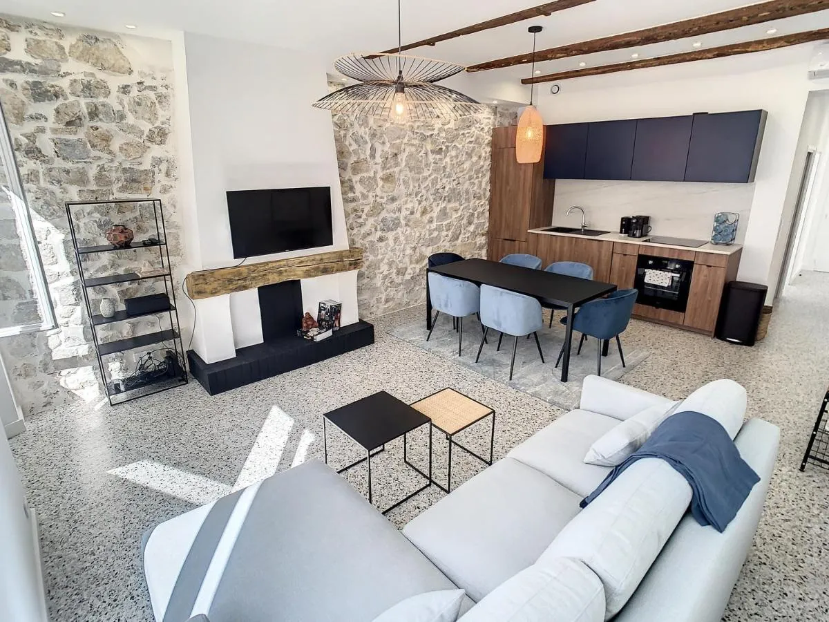 Image 4 of 2 bedroom Majestic, 1 min to the Croisette 357