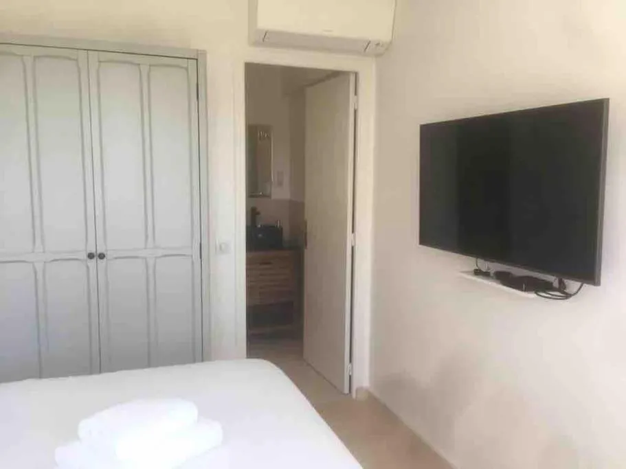 Image 1 of 2 bedroom apartment in Cannes near the beach