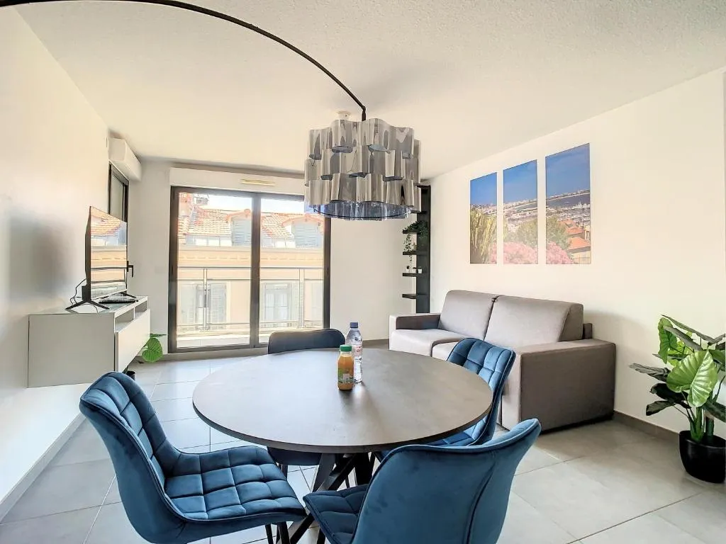 Image of 2p Cannes centre-ville Terrasse