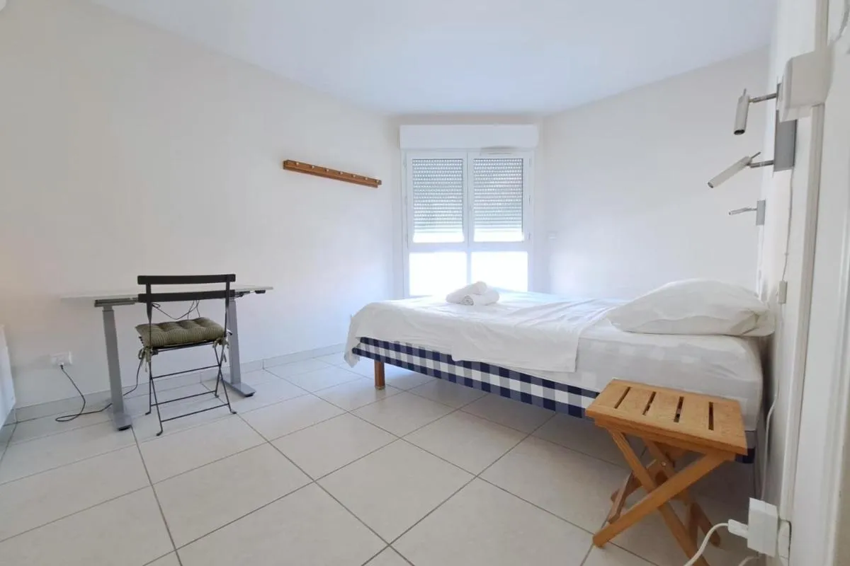 Image 6 of 3BR in Cannes with Swimming Pool Terraces Parking & AC – BENAKEY