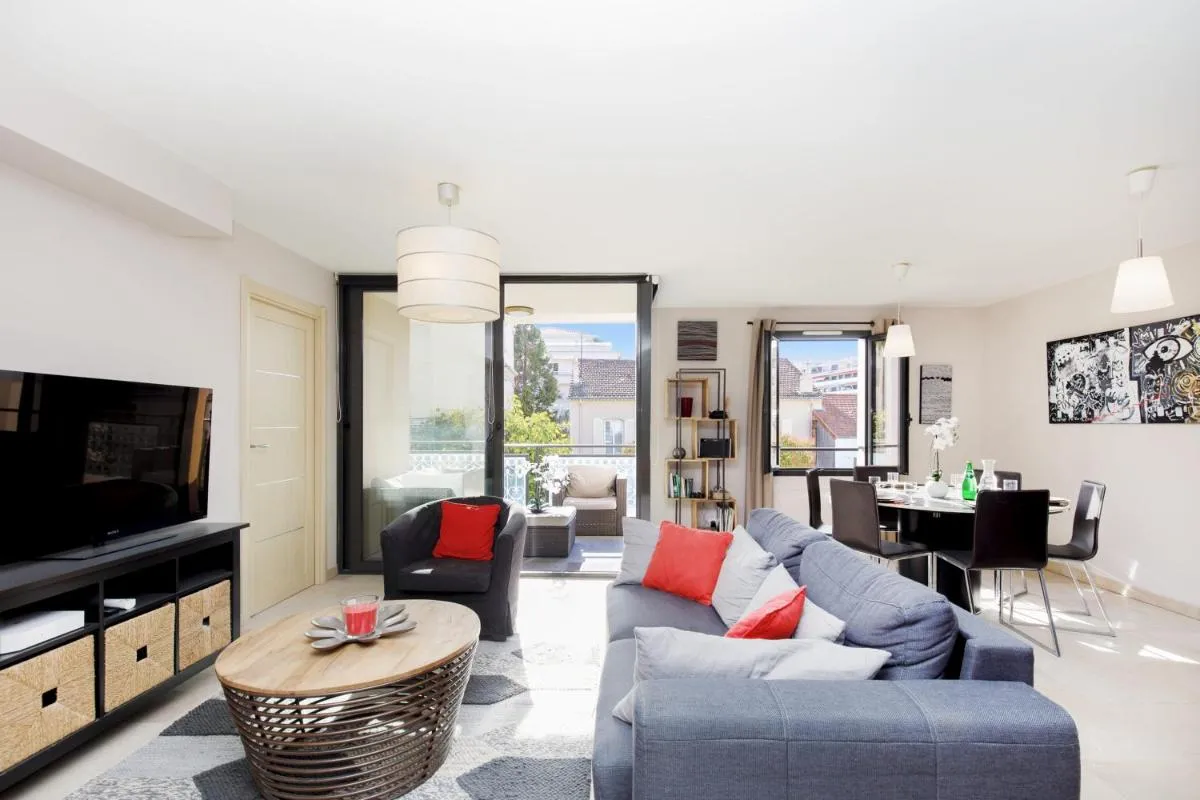 Image 4 of 3 bedrooms: 200m from Croisette