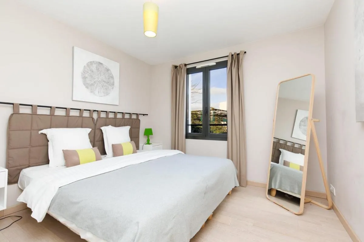 Image 6 of 3 bedrooms: 200m from Croisette