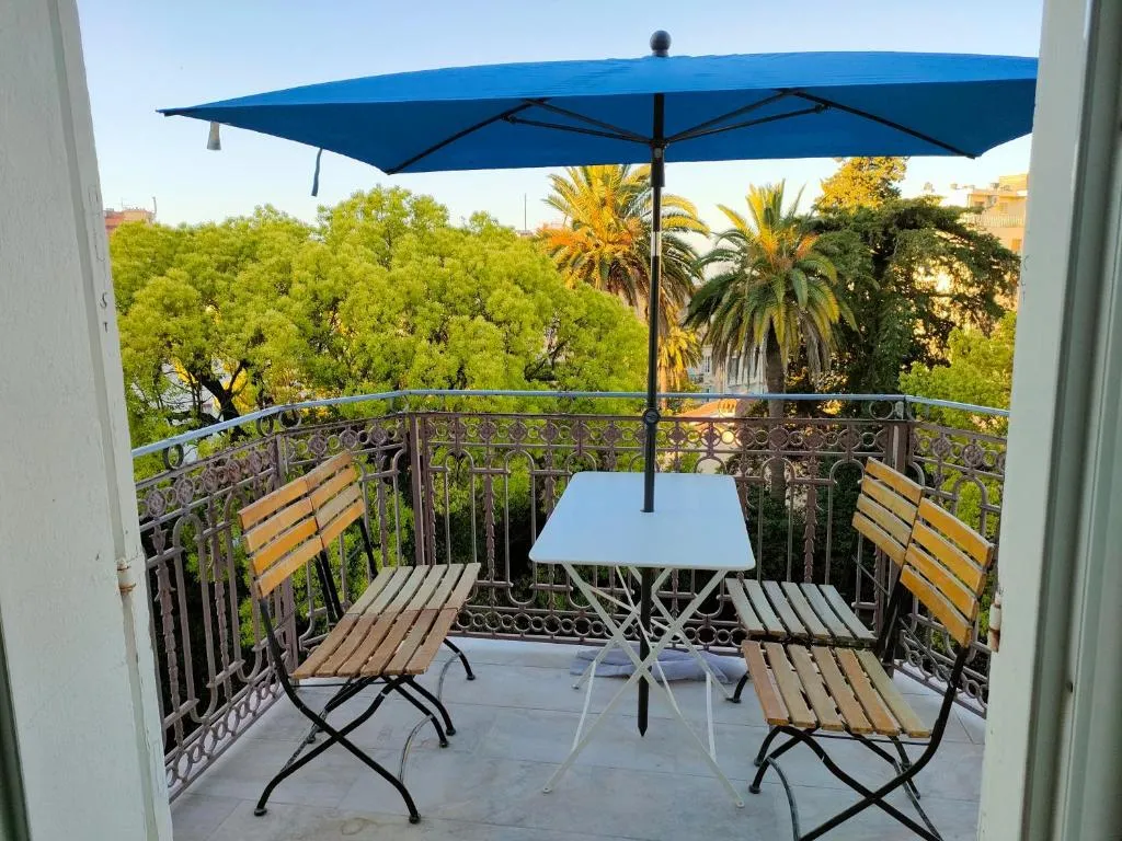 Image of 3 rooms, 2 bathrooms, in a villa. Lightfull, quiet and charm