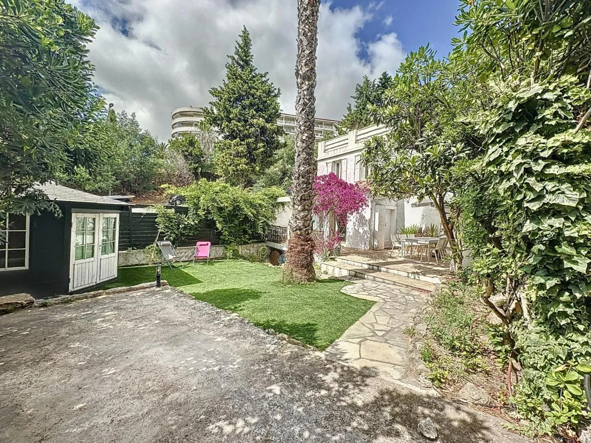 Image 5 of 55m2 Charmante maison mitoyenne, jardin, parking