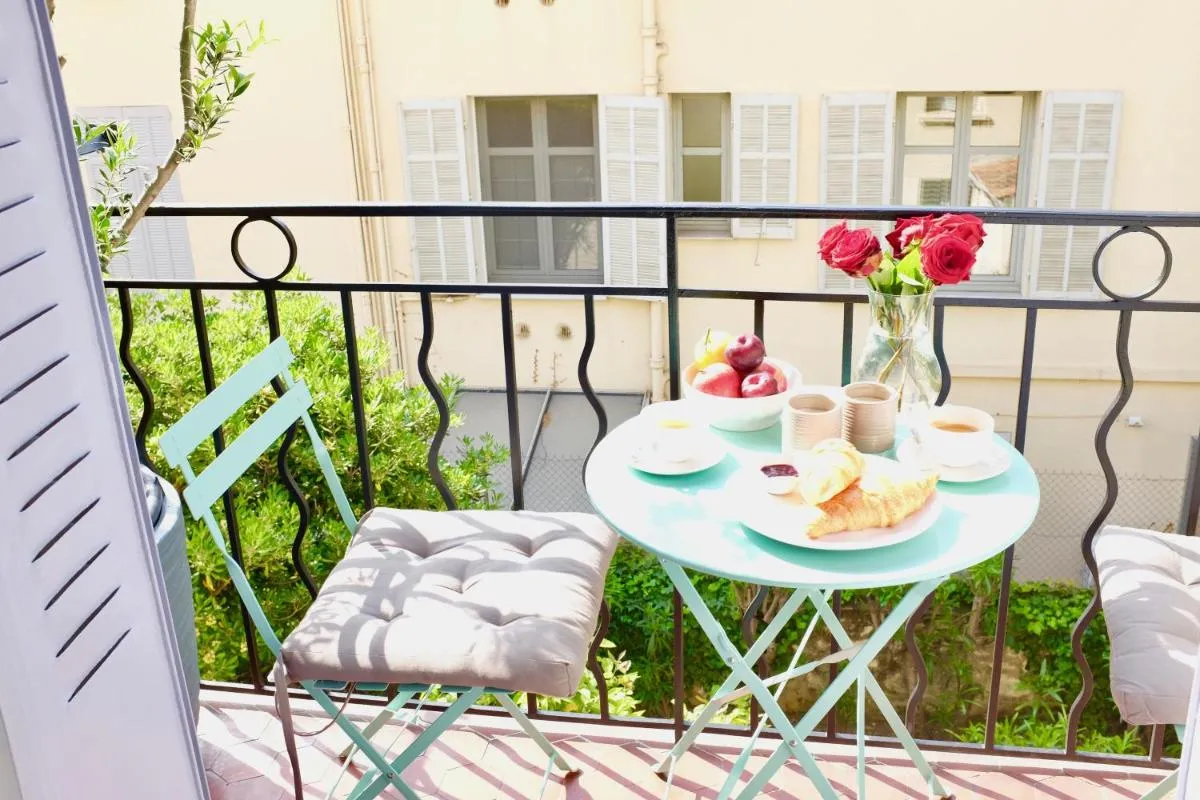 Image 1 of 70m2 Apartment – La Roseraie