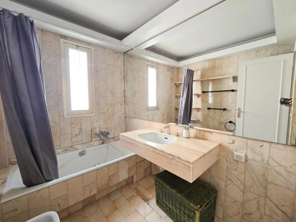 Image 2 of 78m2 Terrasse vue mer à 50m de la Croisette