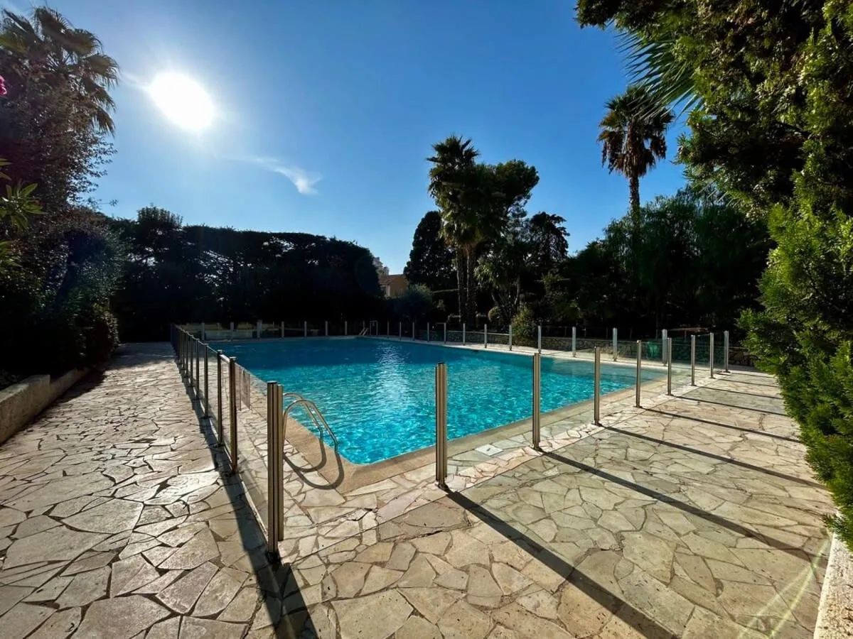 Image 3 of A018-Large studio with sea view swimming pool garage