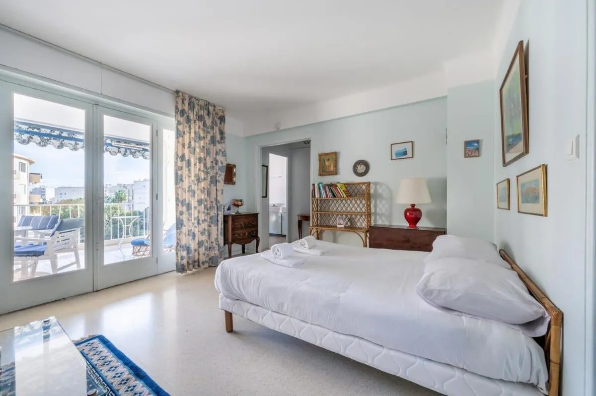 Image 6 of A056 – Nice Studio Cannes centre with parking