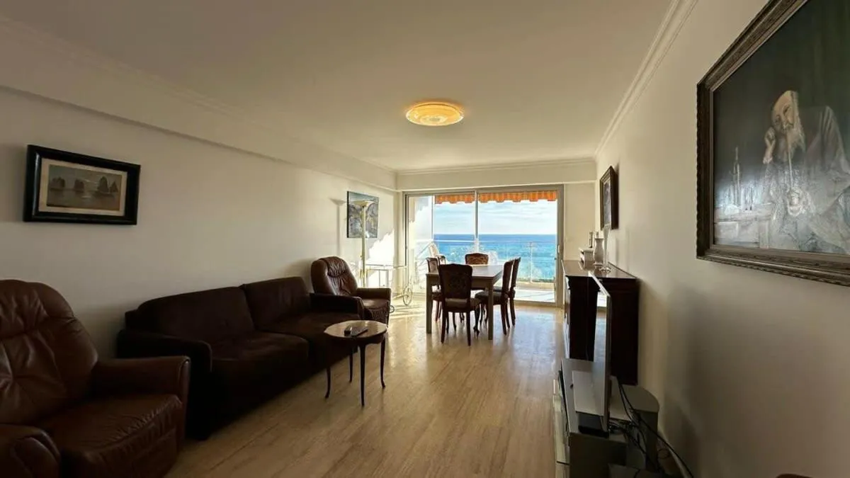 Image 5 of A069-Apt in residence with pool and sea view – Cannes