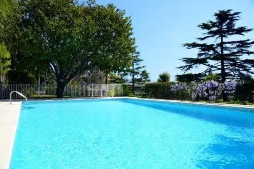 Image 3 of A069-Apt in residence with pool and sea view – Cannes