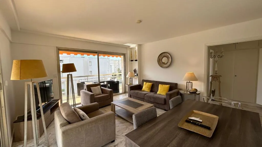 Image of A083 – Modern & Bright apt – Cannes center