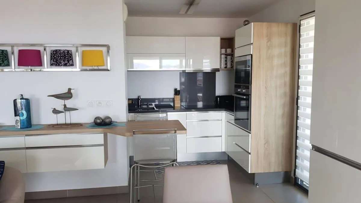 Image 3 of A096 – Superbe appartement avec vue Mer et Piscine