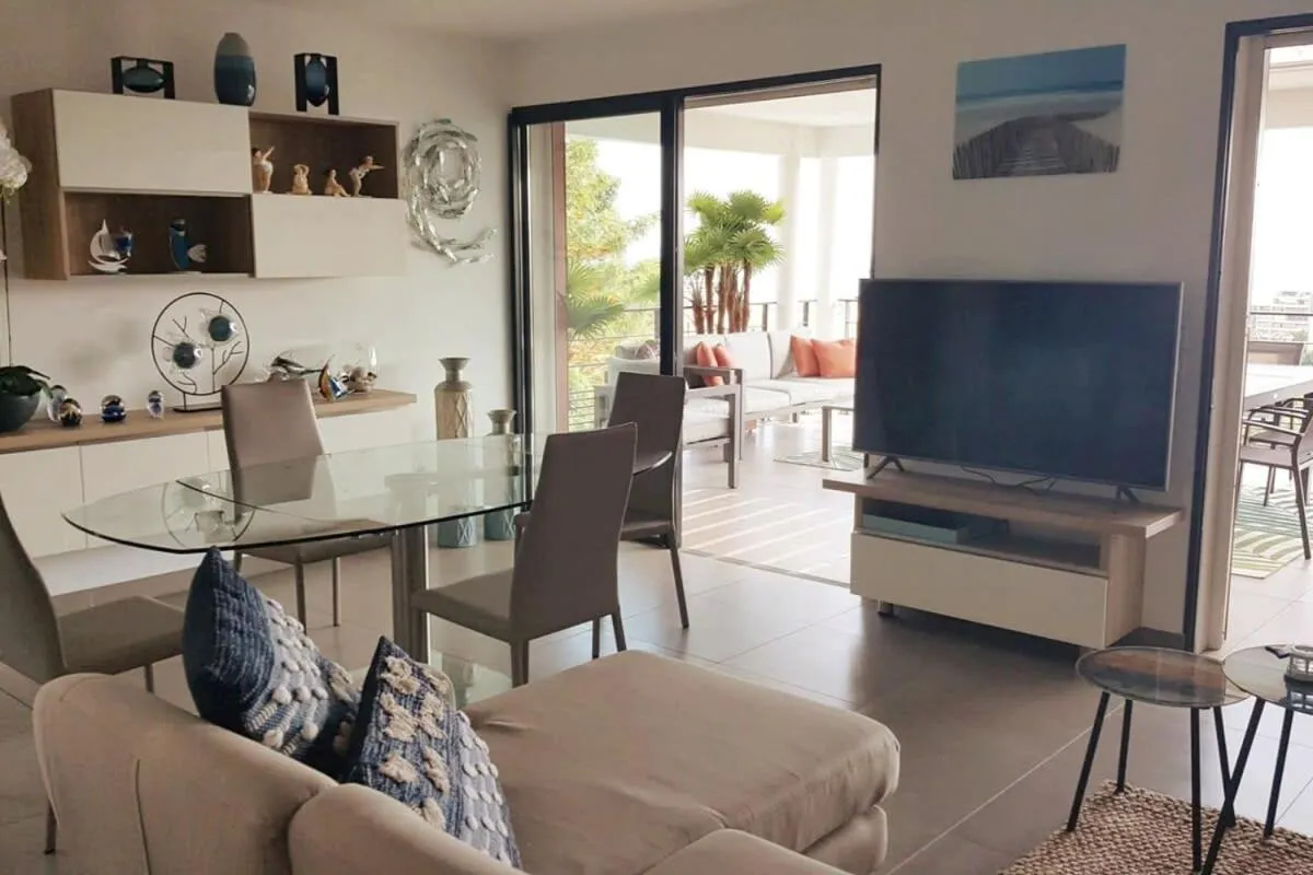 Image 6 of A096 – Superbe appartement avec vue Mer et Piscine