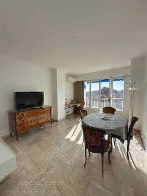 Image 3 of AGENCIA Appartement residence Oxford 5e