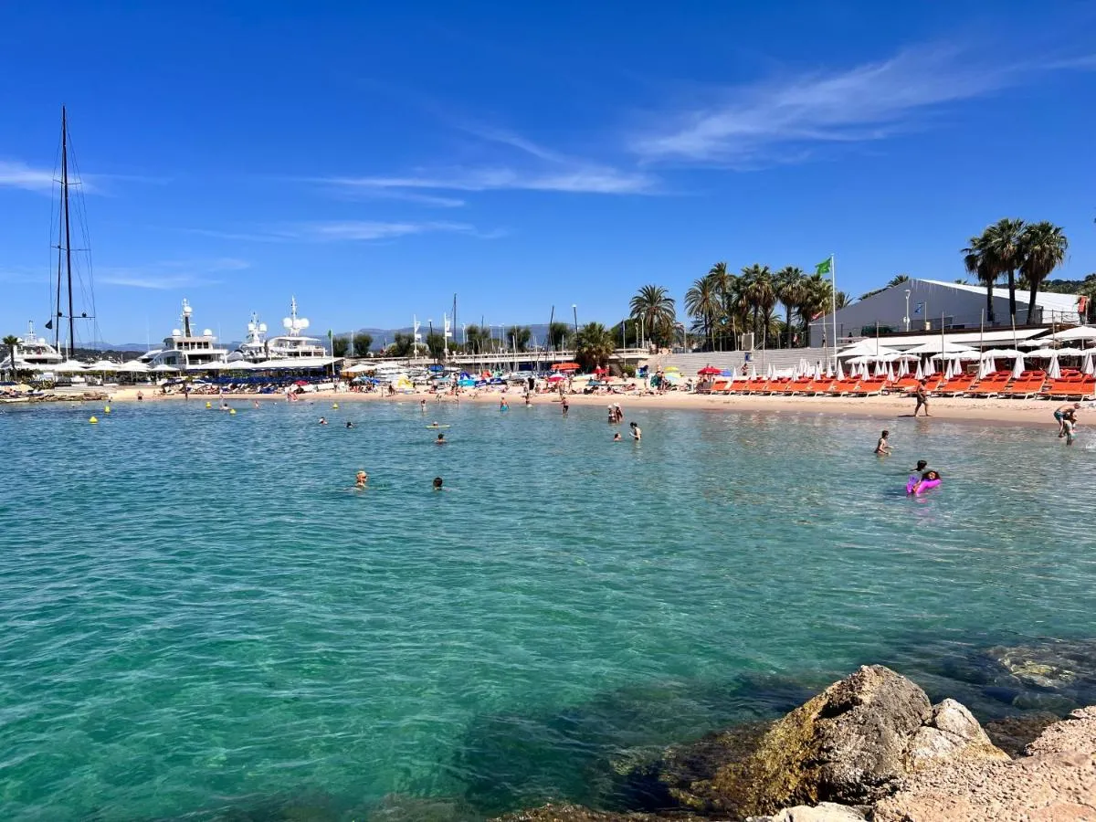 Image 5 of APPART/PALM BEACH/ CANNES