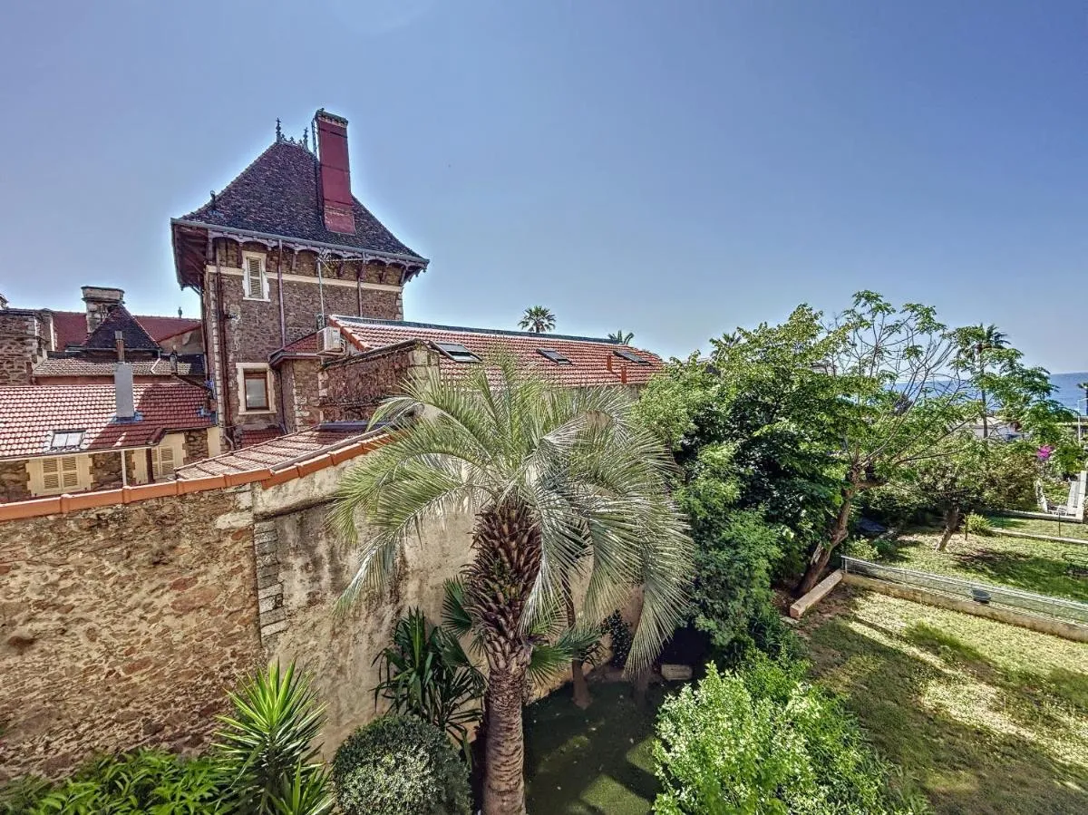 Image 5 of A 2 pas des plages du Midi, 261L DEPER