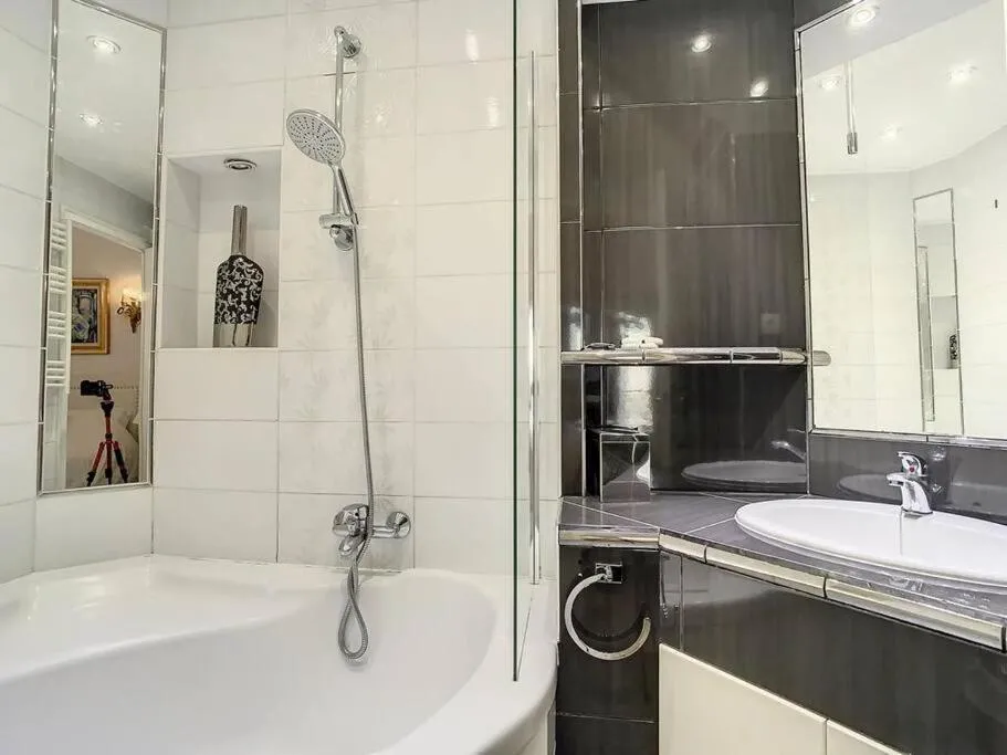 Image 1 of Apartment Center of Cannes, Croisette