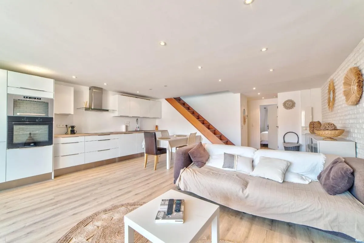 Image 1 of Apartment Felix Superb apartment with terace and sea view