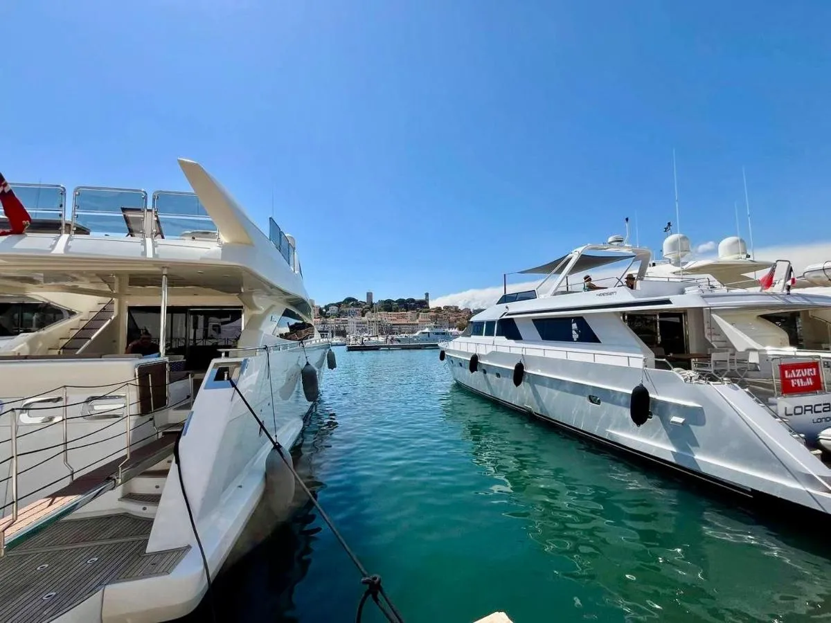 Image 4 of Apartments, Cannes