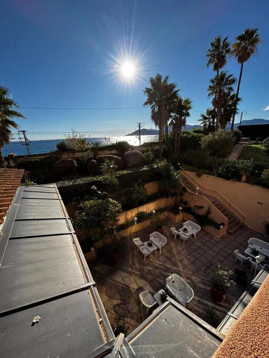 Image 5 of Appartamento in riva al mare a Cannes