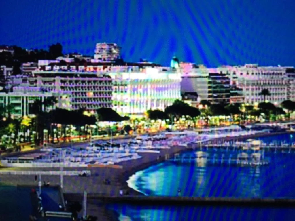 Image of Appartement 2 Pièces Cannes Rue Hoche