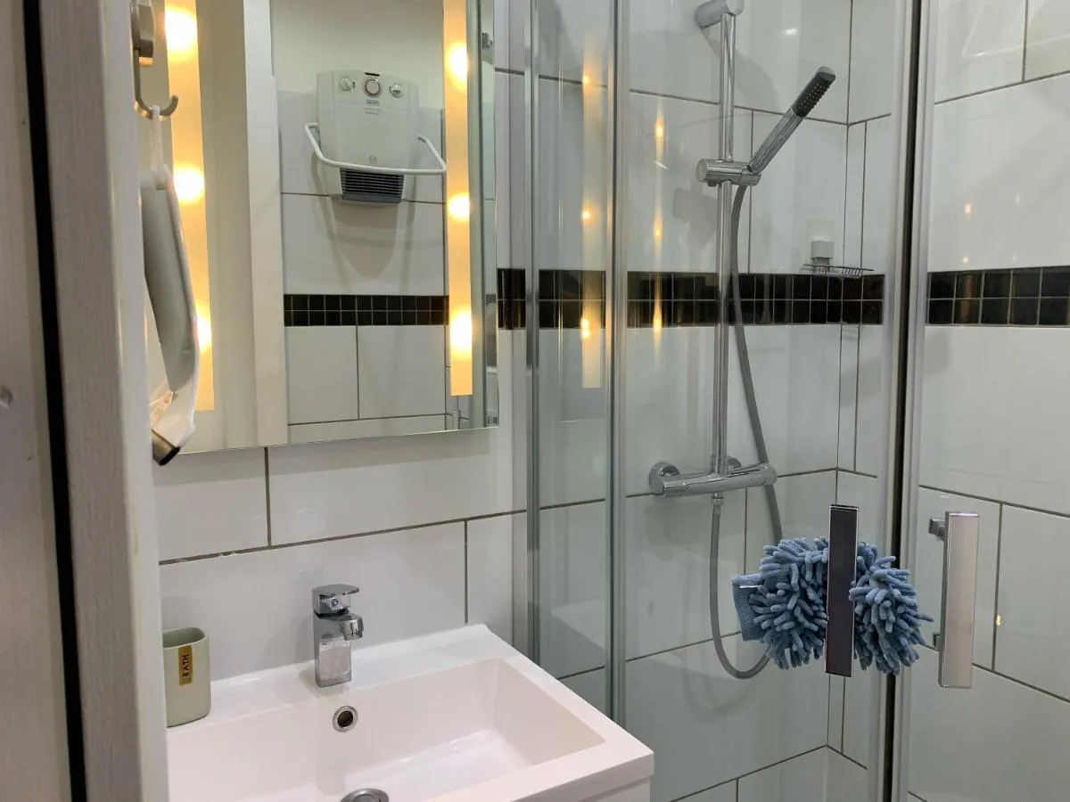 Image 6 of Appartement 2 pièces centre ville Cannes