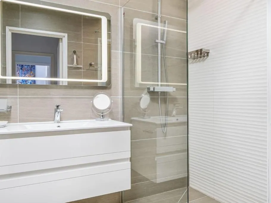 Image 1 of Appartement 2 pièces pointe de la croisette